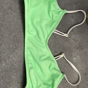 Neón green bathing suit top!